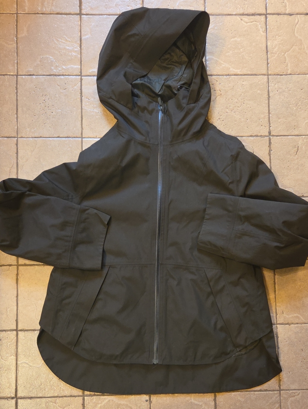 Lululemon Green Waterproof Rain Jacket